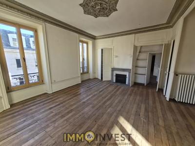 Appartement - 125 m² - 5 pièces