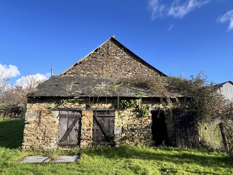 Maison - 300 m² - 4 pièces