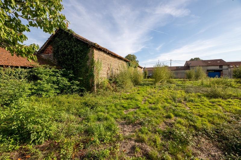 Maison - 264 m² - 7 pièces