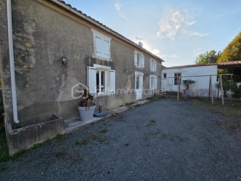 Maison en pierre - 188 m² - 7 pièces