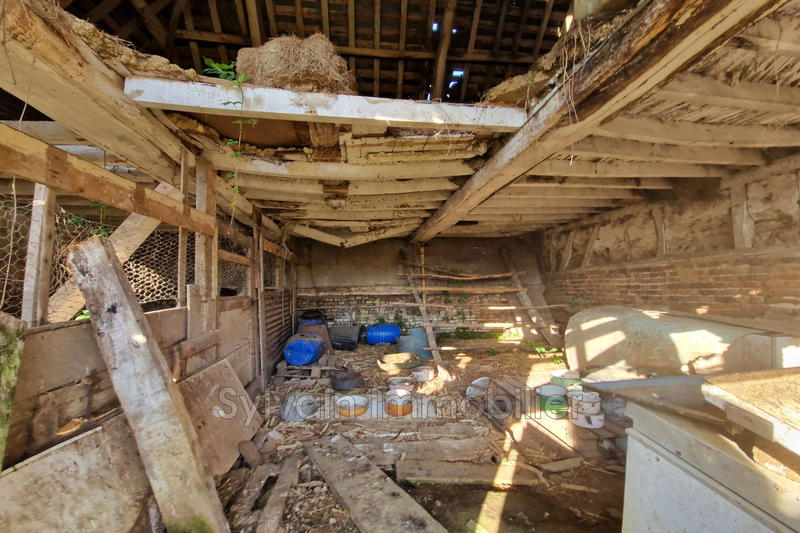 Maison - 140 m² - 1 pièce