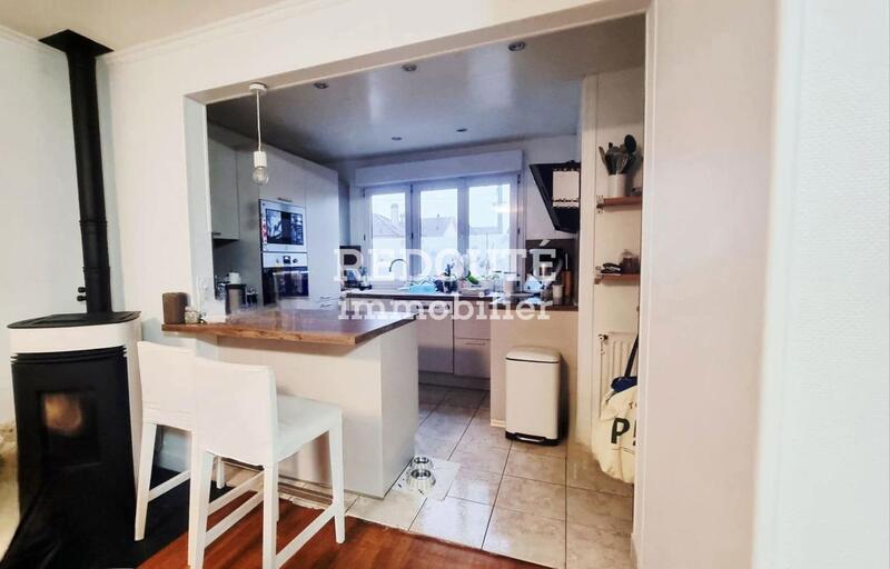 Maison - 90 m² - 5 pièces