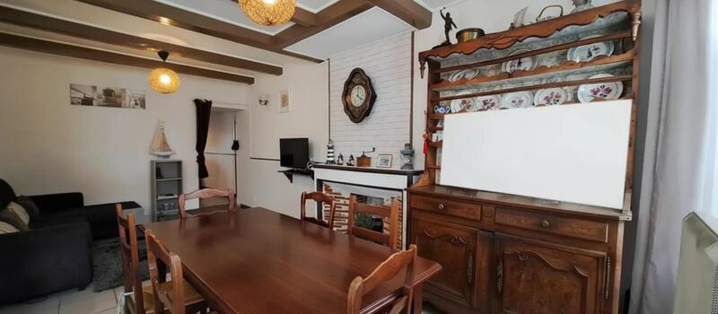 Propriété - 148 m² - 6 pièces