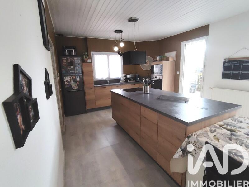 Maison - 110 m² - 6 pièces