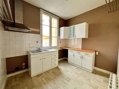 Appartement - 79 m² - 3 pièces