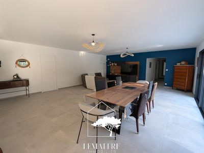 Maison - 175 m² - 5 pièces