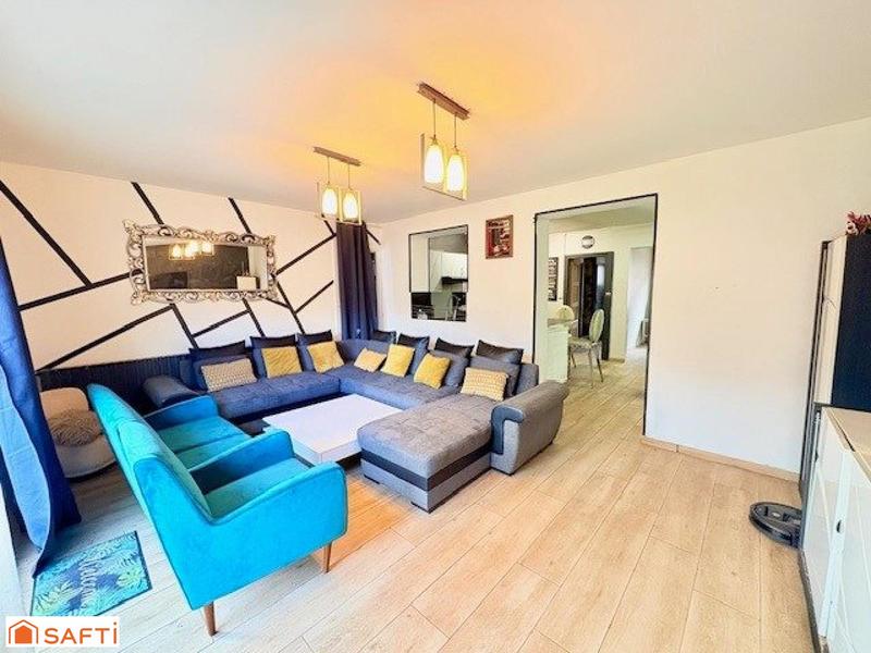 Maison - 102 m² - 7 pièces