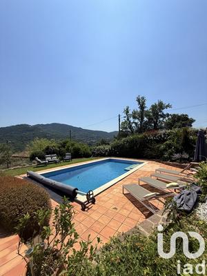 Maison - 171 m² - 6 pièces