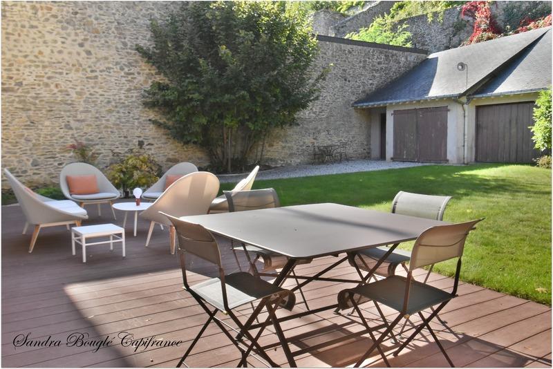 Maison de ville - 239 m² - 8 pièces