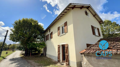 Maison traditionnelle - 140 m² - 7 pièces