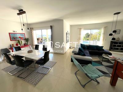 Maison - 154 m² - 6 pièces