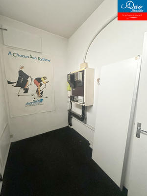 Local commercial - 935 m²