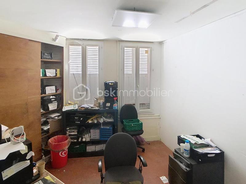 Maison - 360 m² - 12 pièces