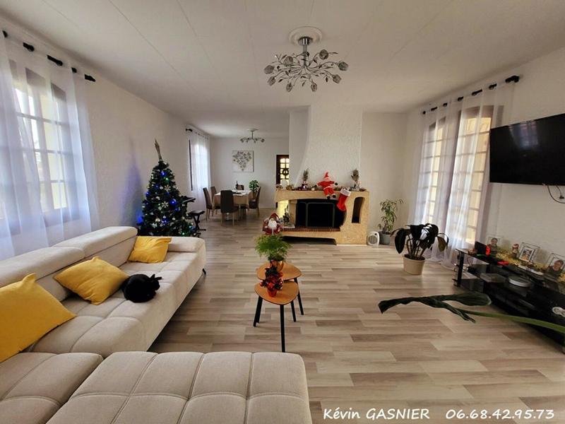 Maison - 157 m² - 7 pièces