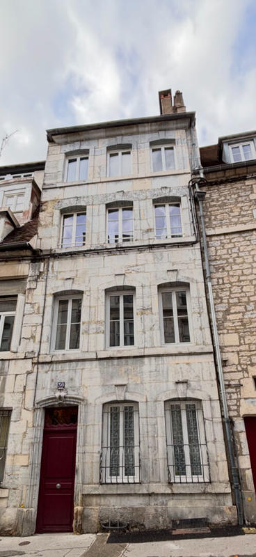 Appartement - 61 m² - 2 pièces