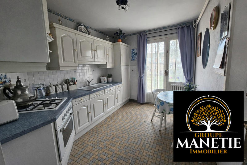 Maison - 88 m² - 6 pièces