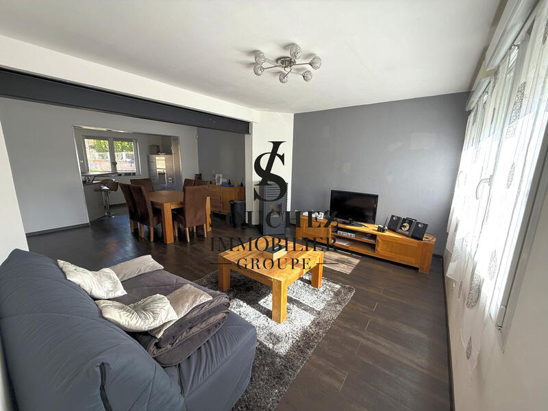 Maison - 89 m² - 5 pièces