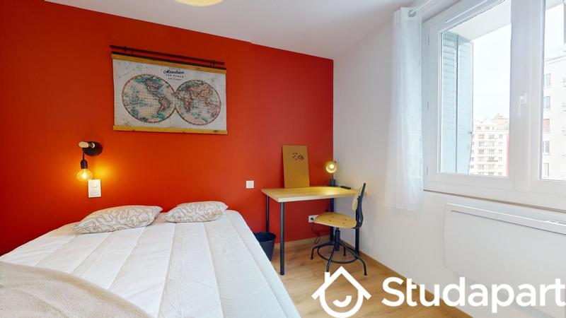 Chambre - 10 m² - 1 pièce