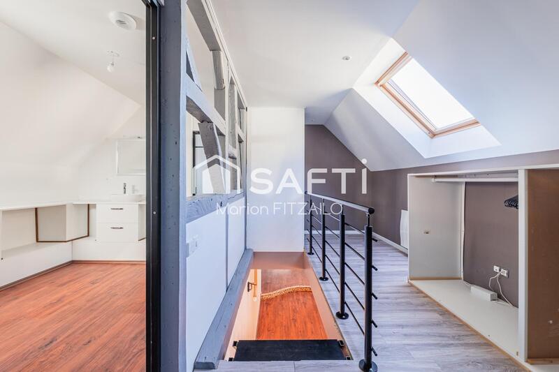 Maison - 318 m² - 8 pièces