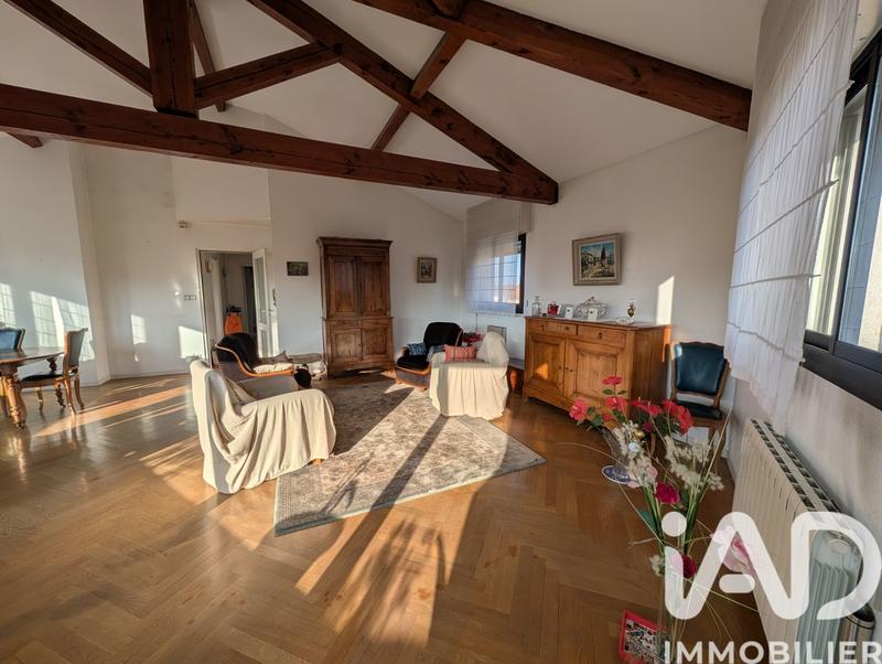 Appartement - 123 m² - 5 pièces