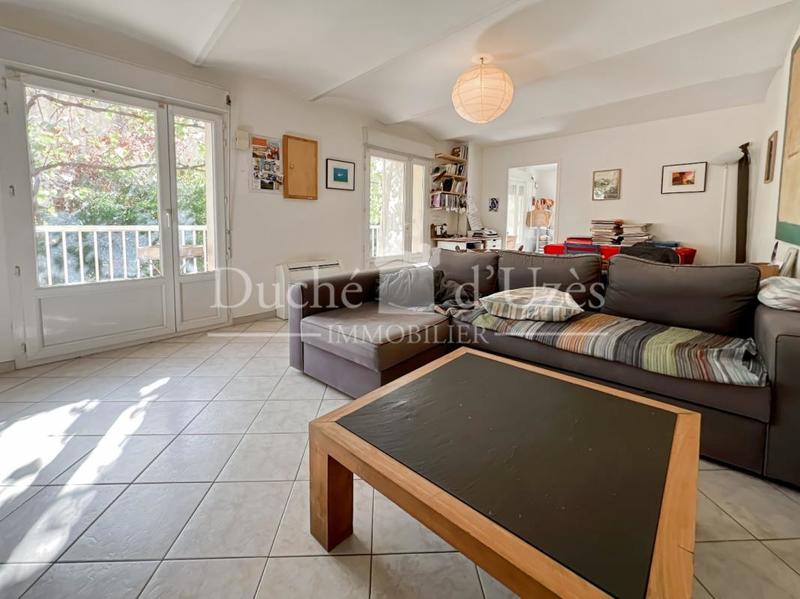 Maison - 198 m² - 7 pièces