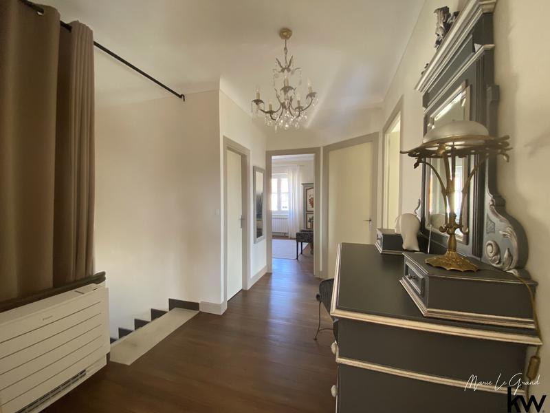 Maison - 169 m² - 7 pièces