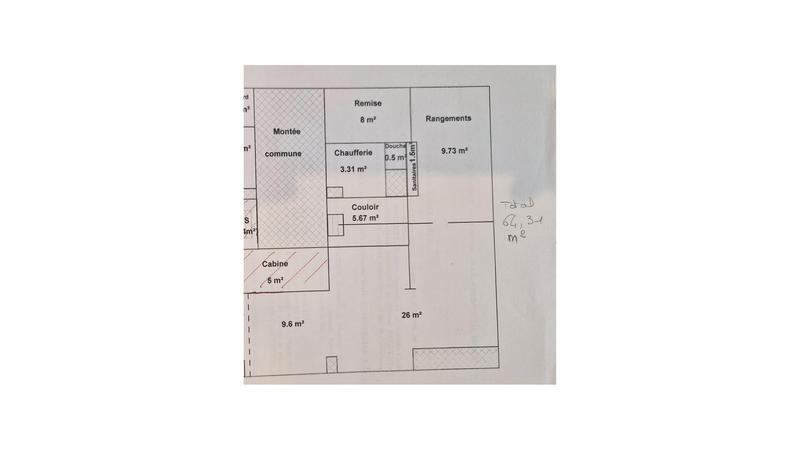 Local commercial - 64 m²