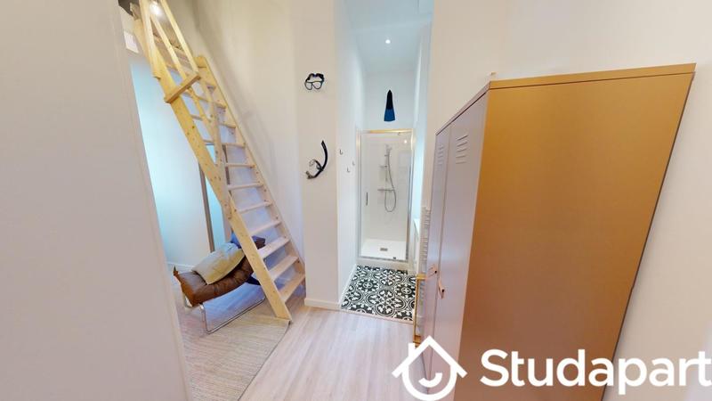 Chambre - 11 m² - 1 pièce