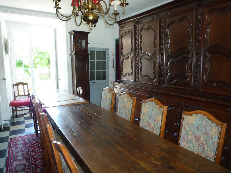 Propriété - 380 m² - 13 pièces