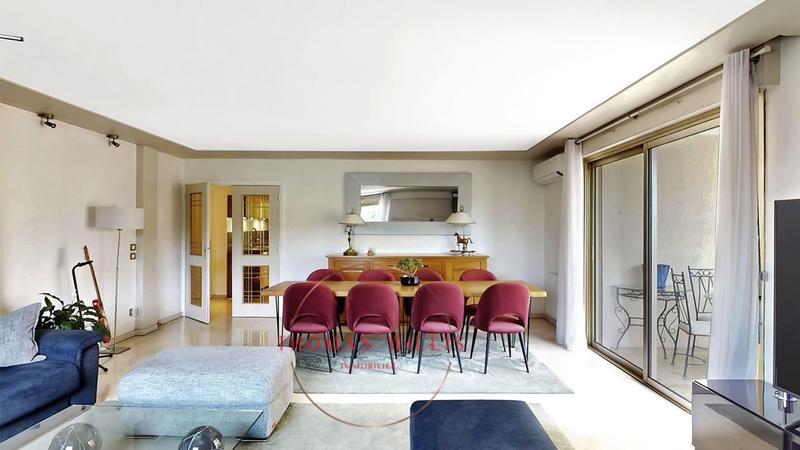 Appartement - 112 m² - 4 pièces