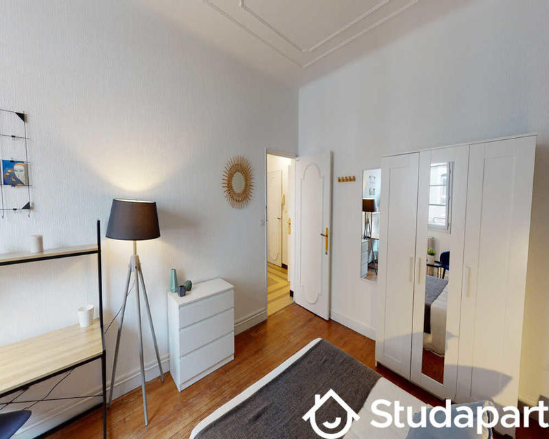 Chambre - 50 m² - 1 pièce