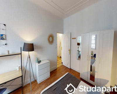 Chambre - 50 m² - 1 pièce