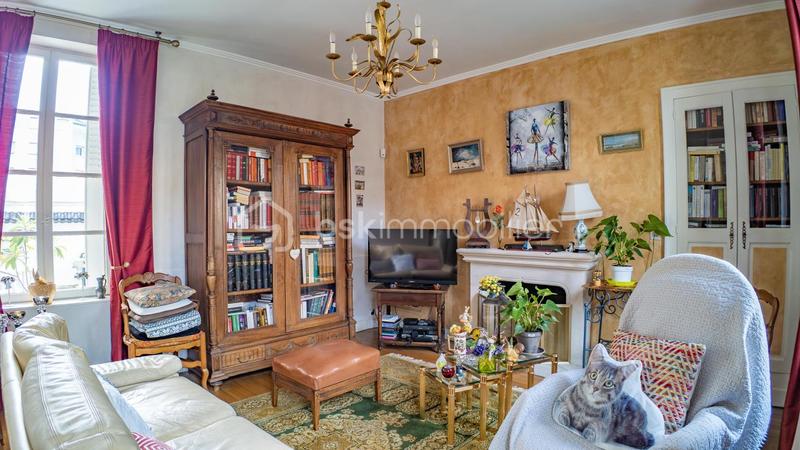 Maison de ville - 162 m² - 8 pièces