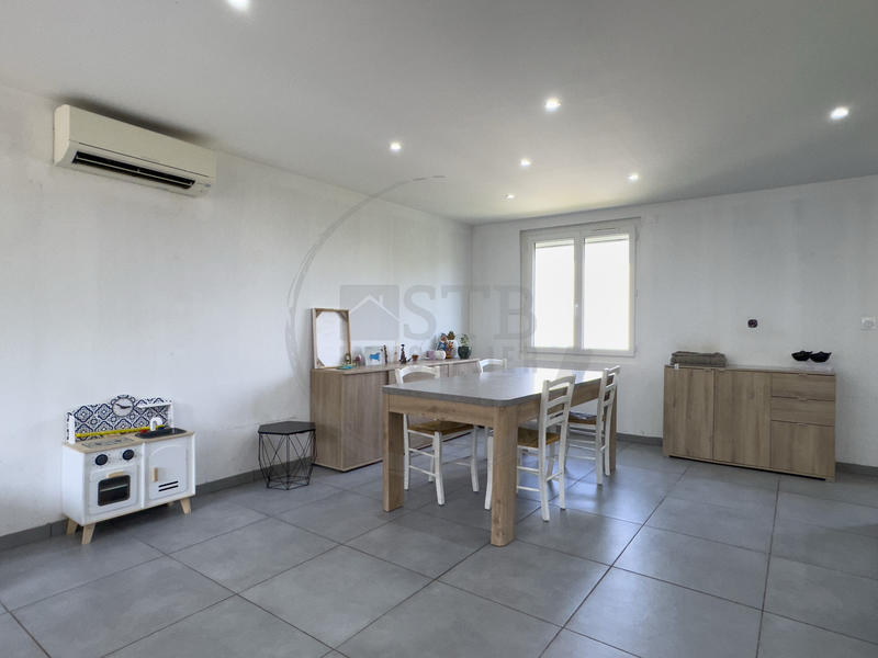 Maison - 80 m² - 3 pièces