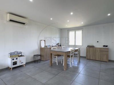 Maison - 80 m² - 3 pièces