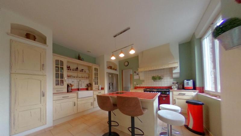 Propriété - 147 m² - 5 pièces