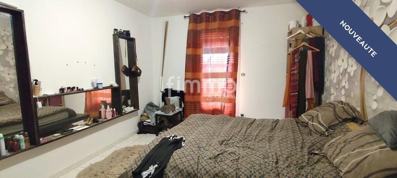 Maison - 254 m² - 10 pièces