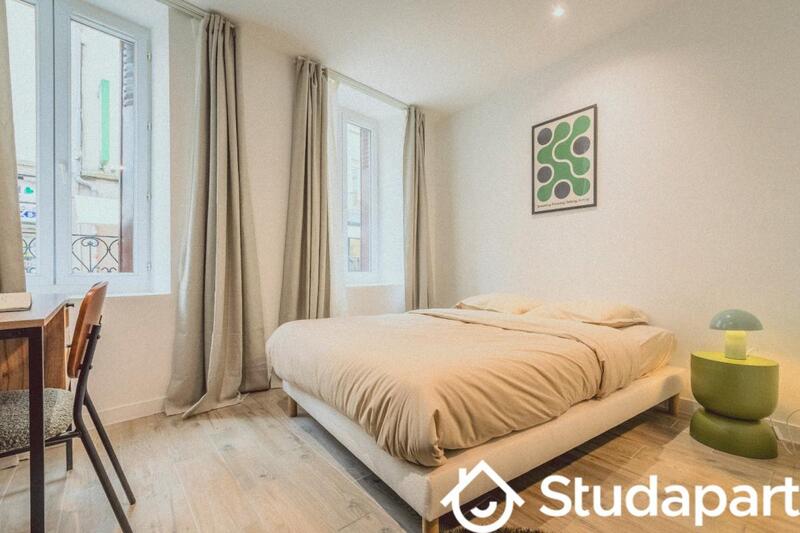 Chambre - 10 m² - 1 pièce