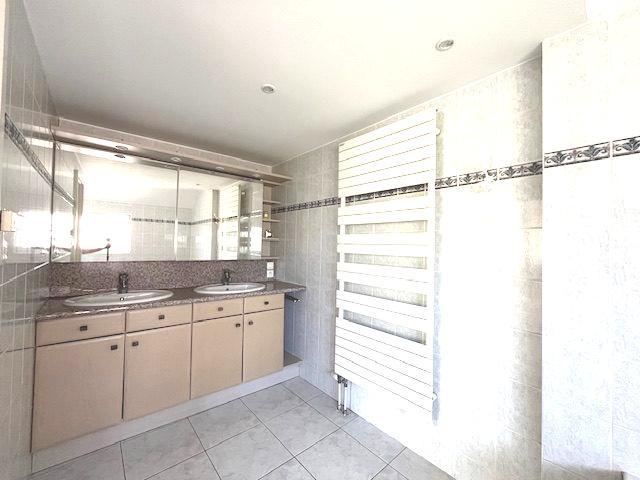 Immeuble - 213 m² - 8 pièces