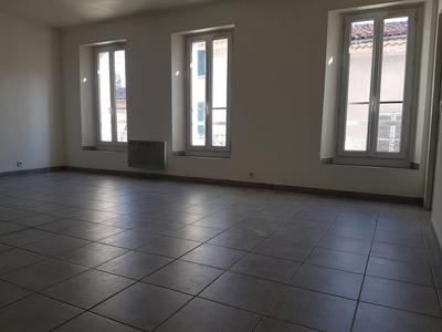 Appartement - 79 m² - 4 pièces