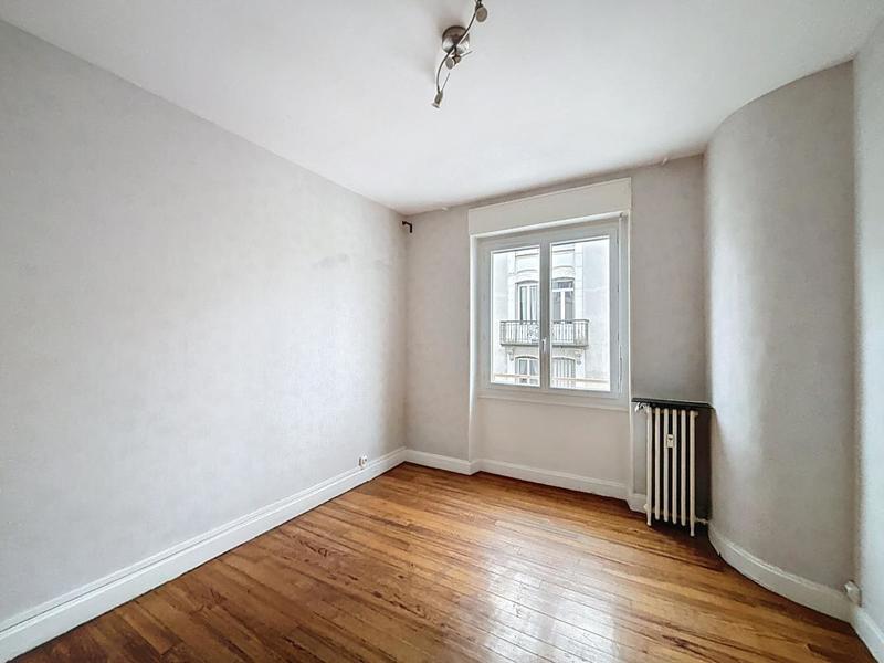 Appartement - 87 m² - 4 pièces