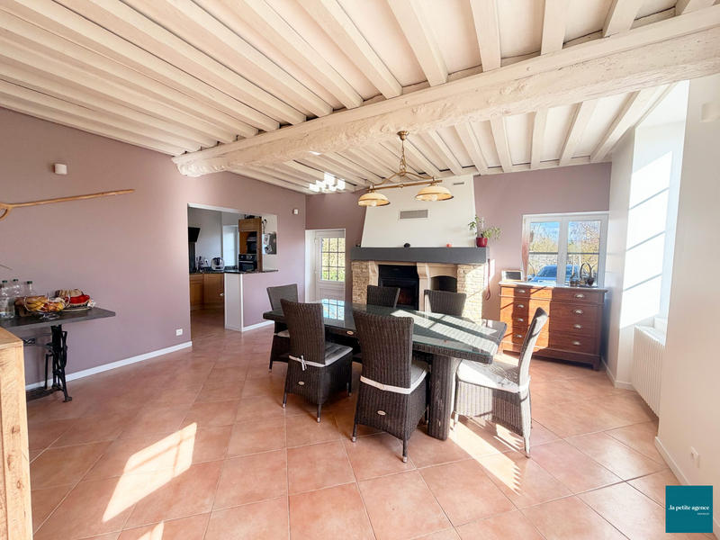 Maison ancienne - 242 m² - 10 pièces