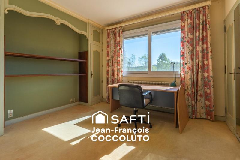 Maison - 174 m² - 5 pièces