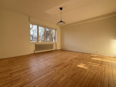 Appartement - 85 m² - 3 pièces