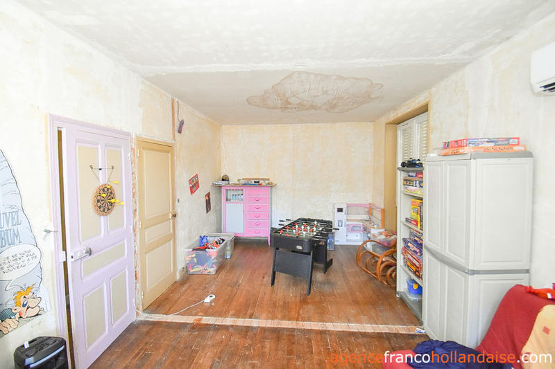 Maison - 189 m² - 7 pièces