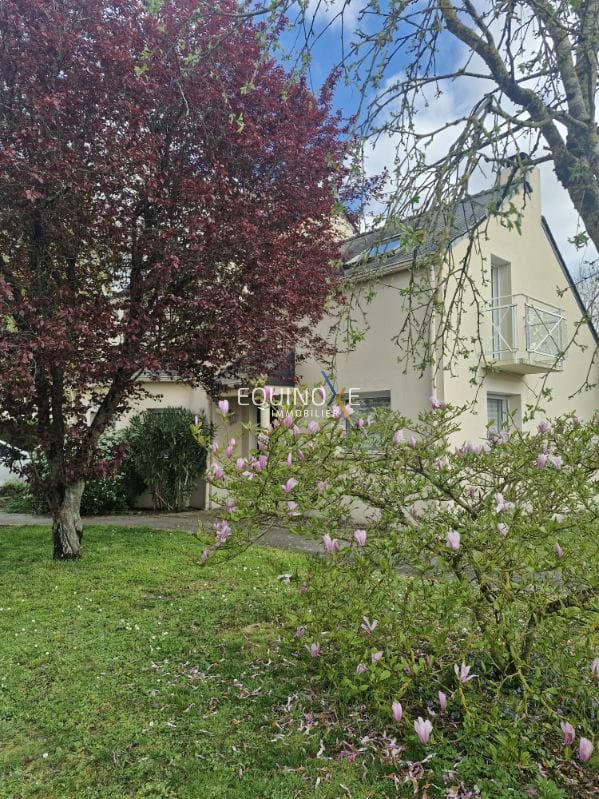 Maison - 166 m² - 6 pièces