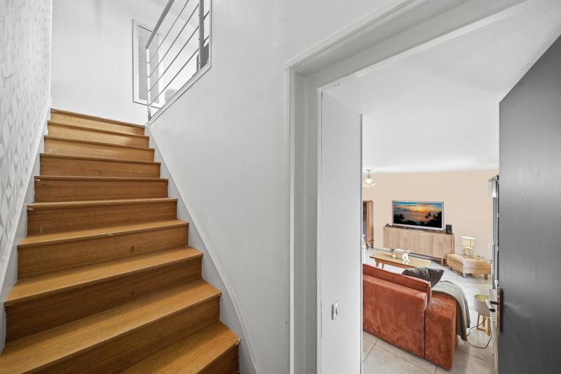 Maison - 115 m² - 6 pièces