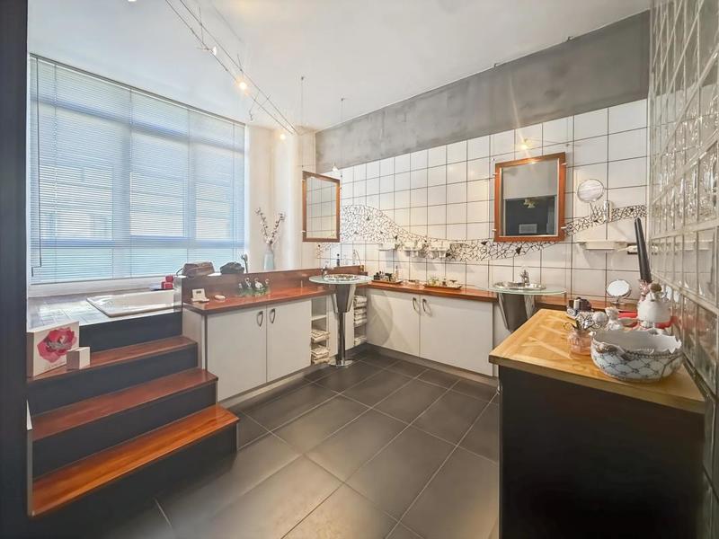 Duplex - 216 m² - 6 pièces