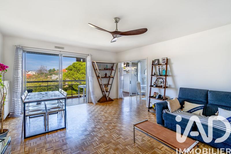 Appartement - 82 m² - 3 pièces