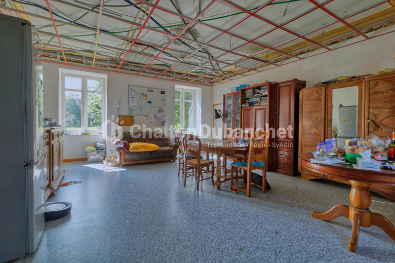 Maison - 500 m² - 12 pièces